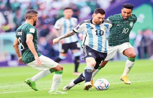 大鱼来了！广东有望抢下2米16黑硬中锋，朱芳雨为他裁掉萨林杰？